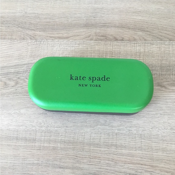 Kate Spade Women’s Sunglasses in Black with Green Case and Kate Spade Cloth - Picture 2 of 7